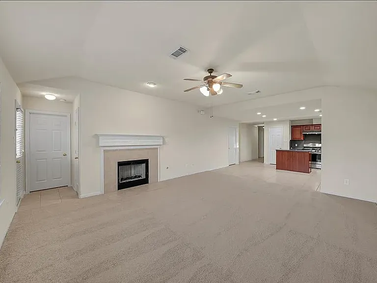 10230 Canyon Rose Ln — Photo 7