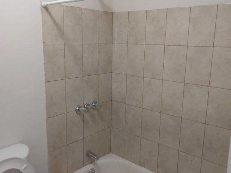 6012 Irving St #2 — Photo 7
