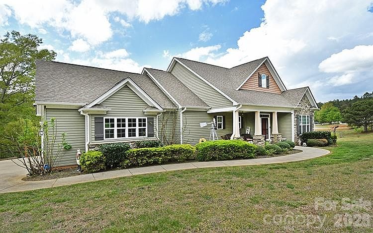 1st image of 3020 Archer Way Dr