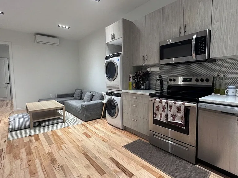 5718 3rd Ave #1R — Photo 6