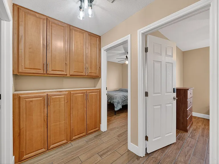 6717 Atwood Ave — Photo 17
