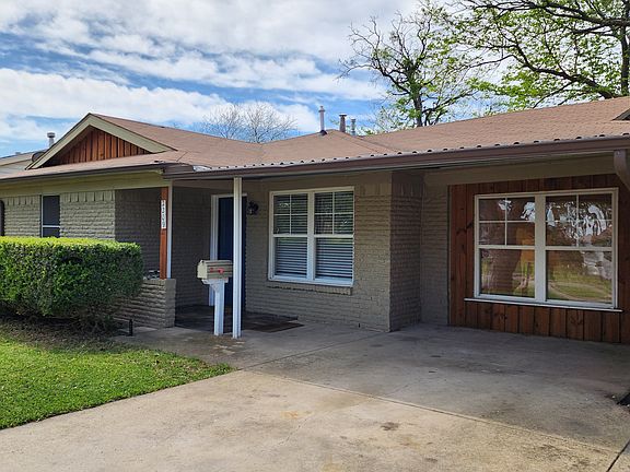 2nd image of 2209 Ridgecrest St