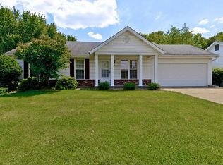 1014 Pasture Ridge Dr, Saint Peters, MO 63304