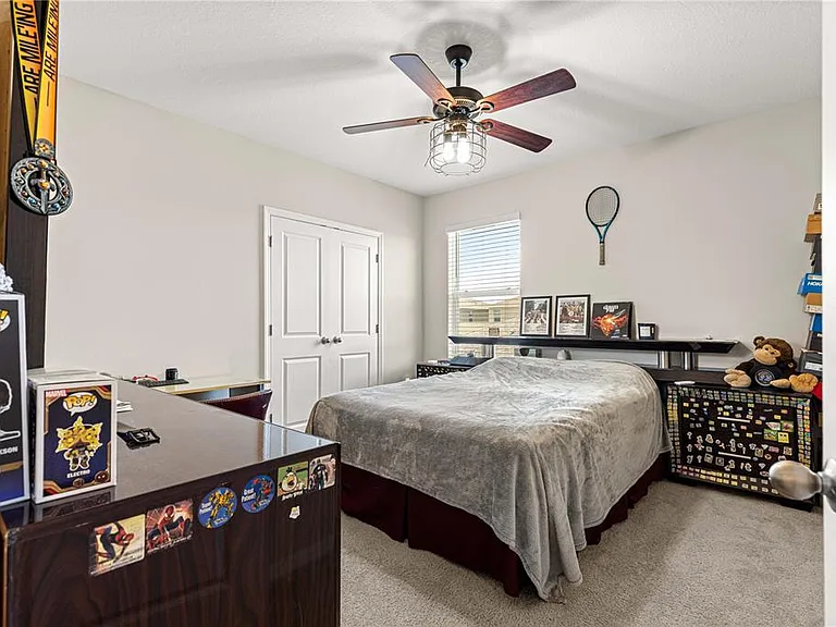 8142 SW 59th Ave — Photo 32