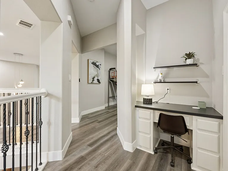 2151 Angel Falls Dr — Photo 32