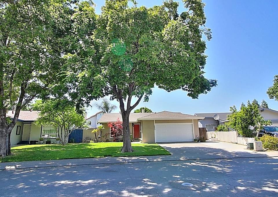 1031 N Hickory Ave, Tracy, CA 95376 | MLS #223043146 | Zillow