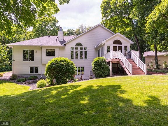 3rd image of 11112 Park Dr