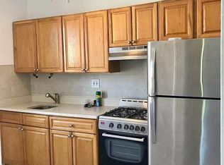 4212 30th Ave APT 1R, Astoria, NY 11103