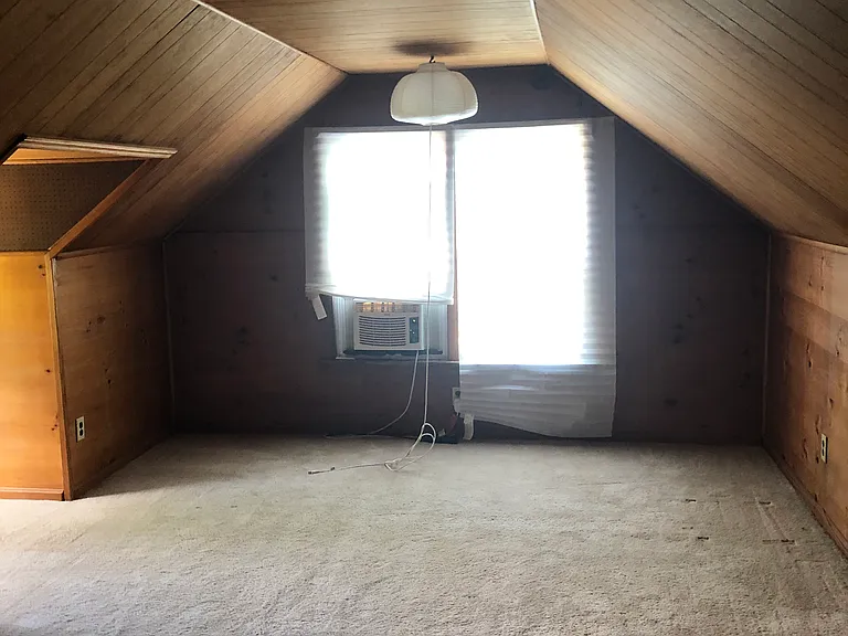 937 Silvoor Ln — Photo 7