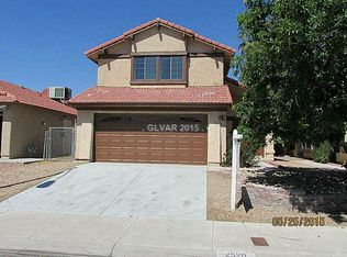 2520 Charteroak St, Las Vegas, NV 89108