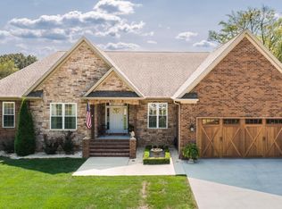 4800 Buckner Ln, Paducah, KY 42001