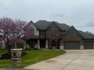 220 Slalom Ct, Minooka, IL 60447