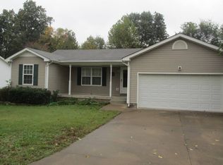 266 Golden Pond Ave, Oak Grove, KY 42262