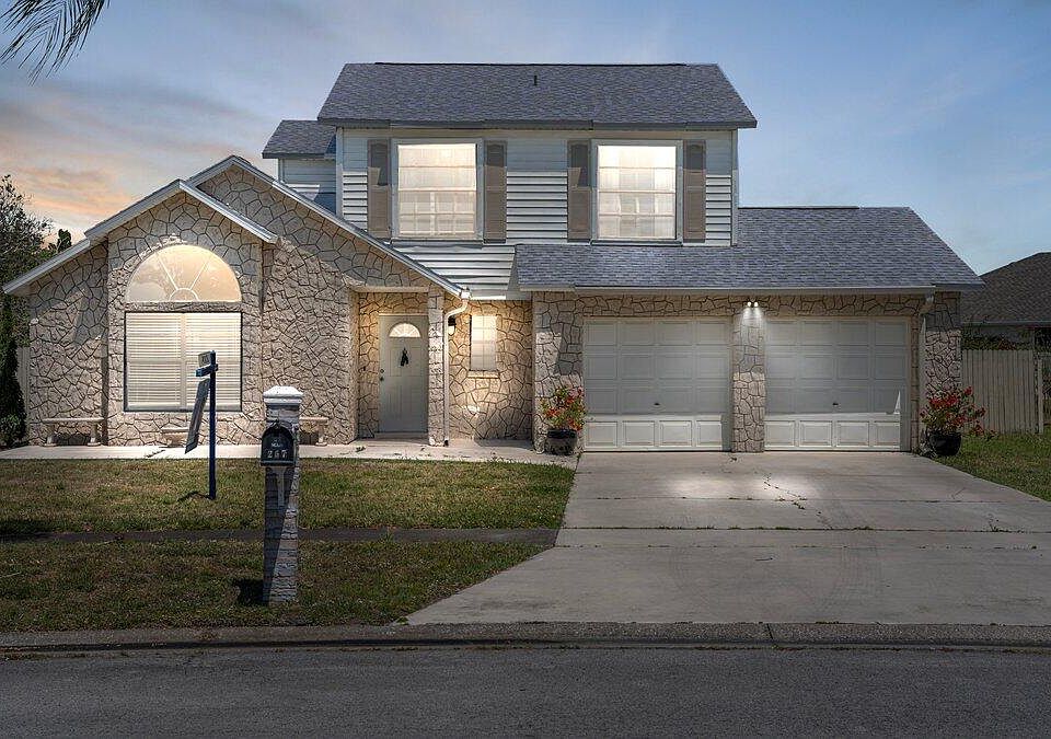 1st image of 257 Cinnamon Lake Cir