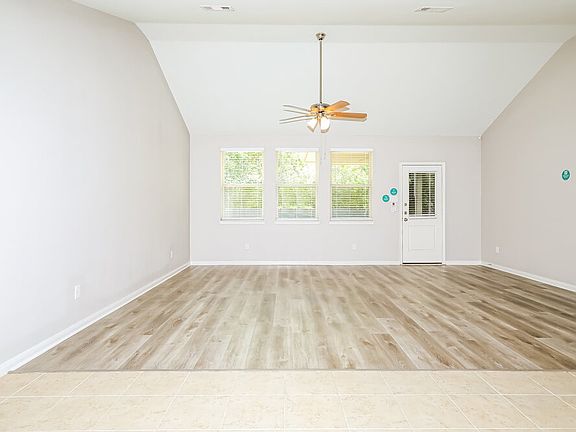 5th image of 442 Terra Vista Cir