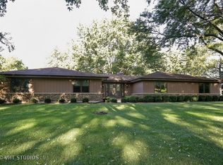 298 Greenwood Dr, Elgin, IL