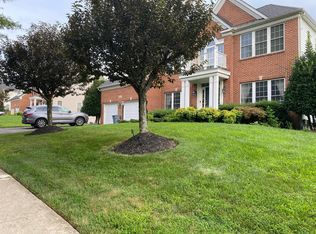 15217 Lions Den Rd, Burtonsville, MD 20866