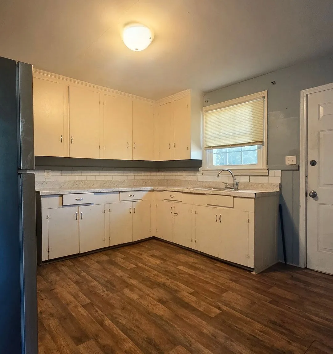 1702 Lincoln Ave — Photo 3
