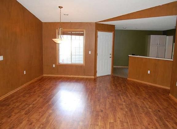 2nd image of 25735 Park Ln
