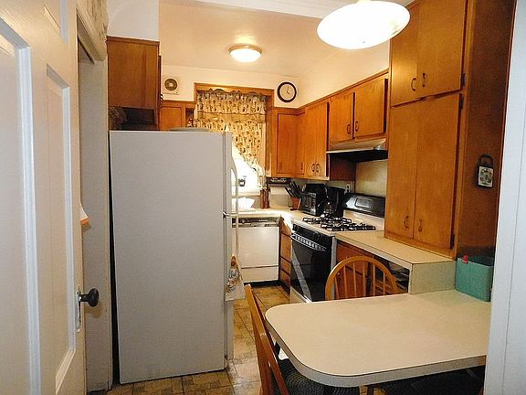 5th image of 6462 Alderton St