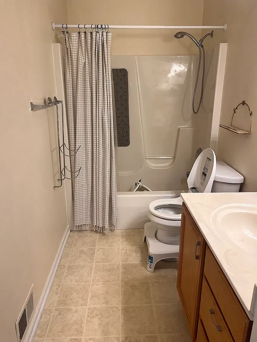 2 bed, 978 sqft, $1,400 — Photo 4