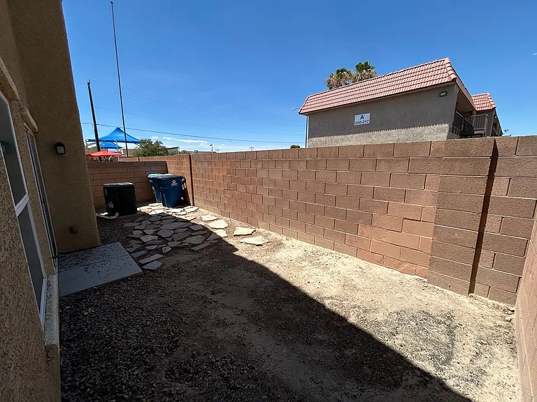 4908 Blue Marlin Ave — Photo 28
