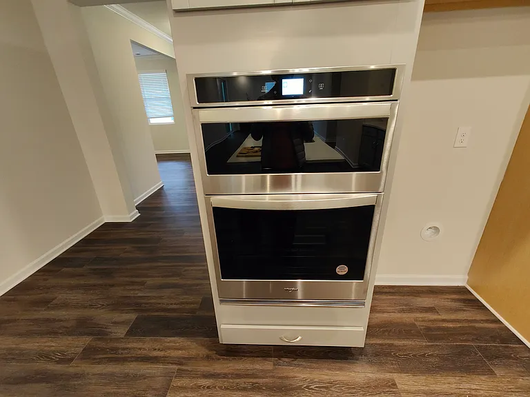 Woodend Dr — Photo 12