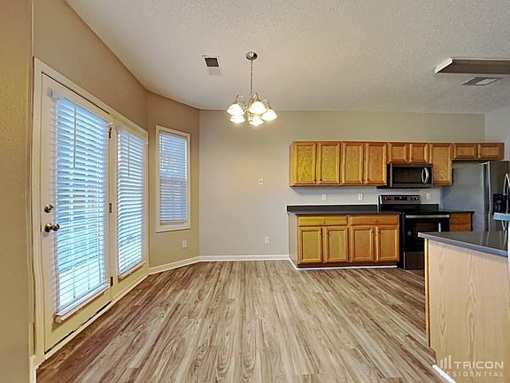 5th image of 139 Ashewood Lake Dr