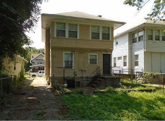 2nd image of 3723 College Ave