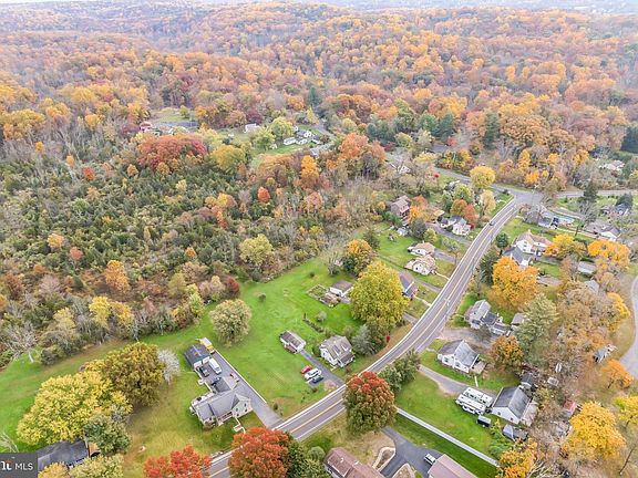 4th image of 4521 Geryville Pike #0