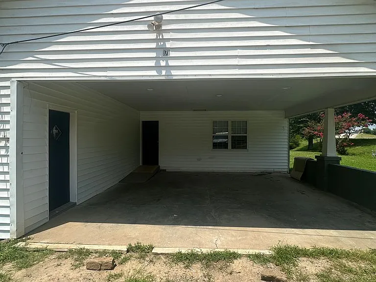 171 Rudy Rd — Photo 2