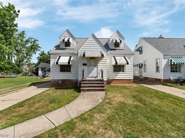 8202 Dorothy Ave, Parma, OH 44129