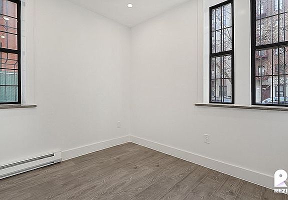 4th image of 65 Seaman Ave #Aa