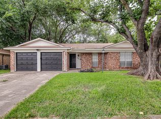 648 Sue Ann Ln, Burleson, TX 76028