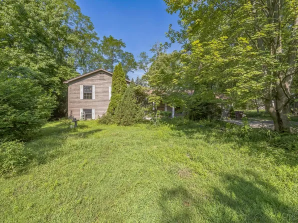 3913 Fulton Grove Rd, Cincinnati, OH 45245