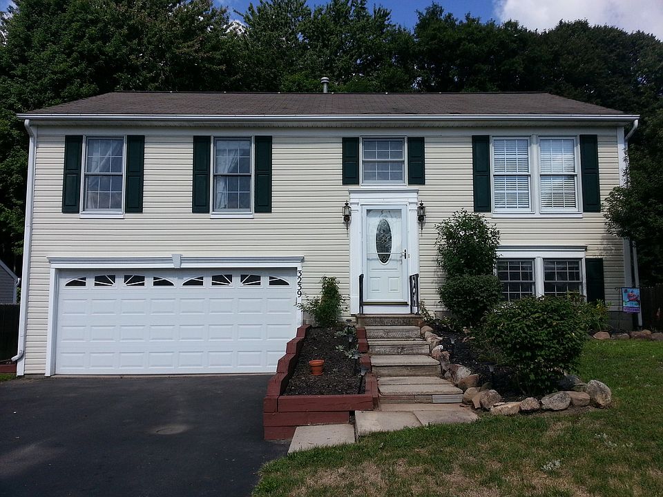 1st image of 3239 Woodfield Dr