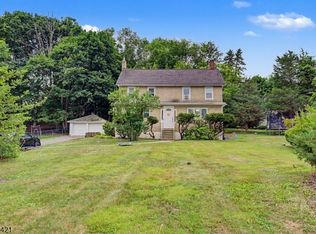 242 W Hanover Ave, Morristown, NJ 07960