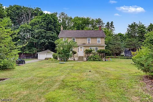 242 W Hanover Ave Photo 1