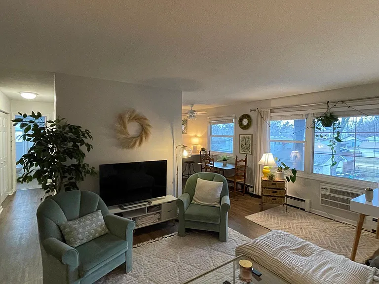714 Spring St NE #7 — Photo 27