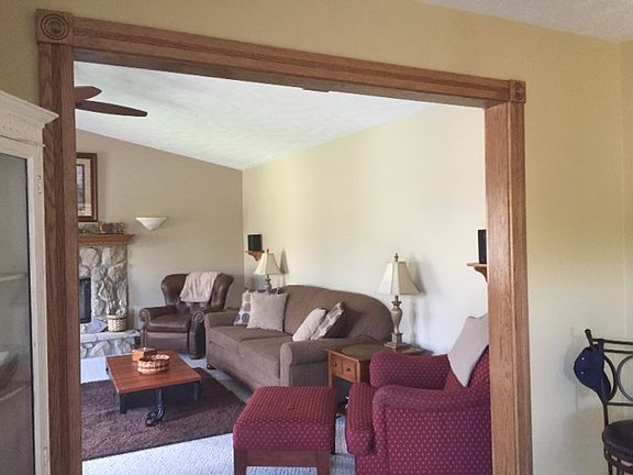5th image of 1051 Roy Marsh Dr