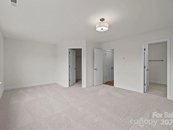 2nd image of 2911 Herringbone Dr