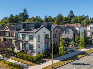 7359 Oak St, Vancouver, BC V6P3Z2