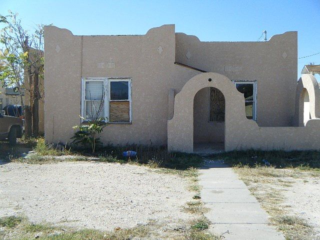 1st image of 212 S Avenue I APT 1