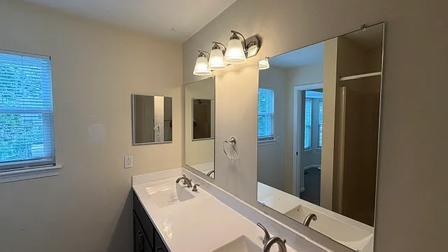 4704 Padma Ct — Photo 20