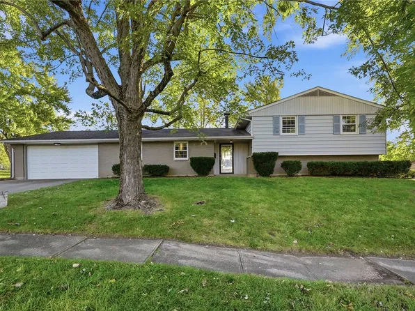 6948 Michelle Pl, Englewood, OH 45322