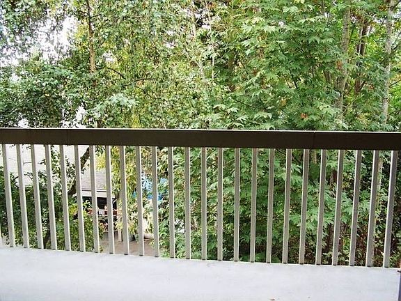 3rd image of 725 9th Ave S APT 302