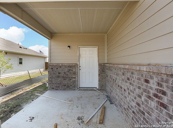 3rd image of 10938 N Honorly Cove
