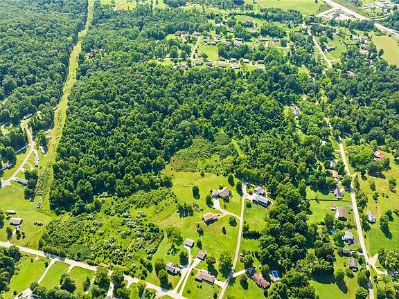 3rd image of Duncan Ln