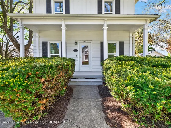 218 E Main St, Vernon, MI 48476