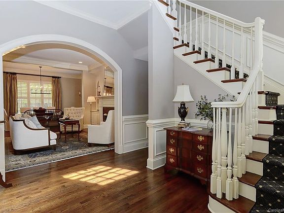 3rd image of 5012 Oxford Crescent Ct